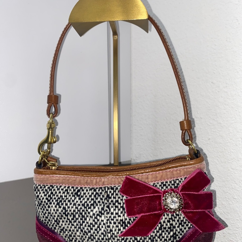 Coach Vintage SoHo Tweed Wristlet with Suede Bow EUC - Picture 15 of 15